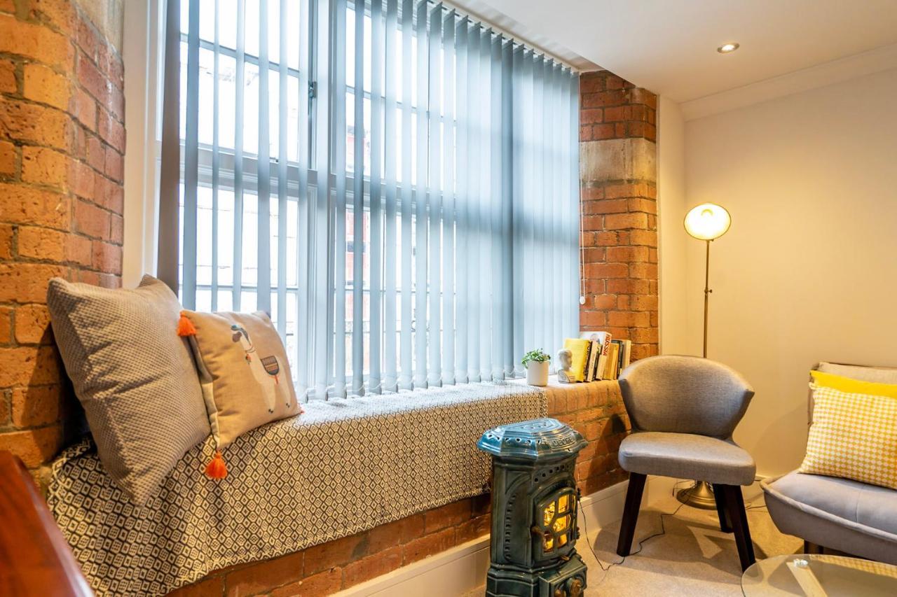 48 Cocoa Suites York Extérieur photo